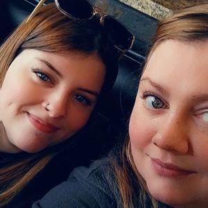 Meet your Posher, Donielle